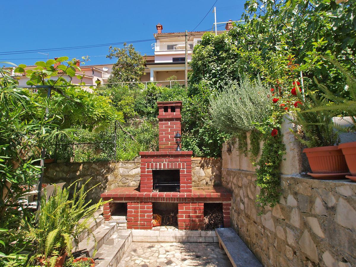 Apartments And Room Rabac 155 Экстерьер фото